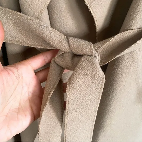 🍂 BOOHOO TAN WOVEN CLASSIC COAT!