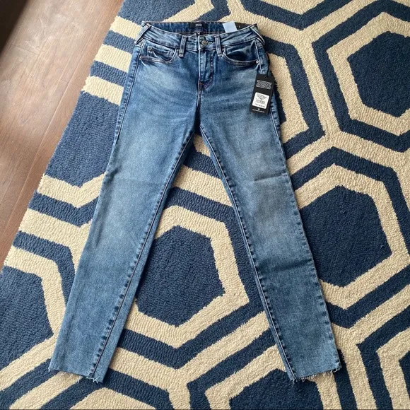 👖 TRUE RELIGION COLETTE SLIM STRAIGHT JEANS!