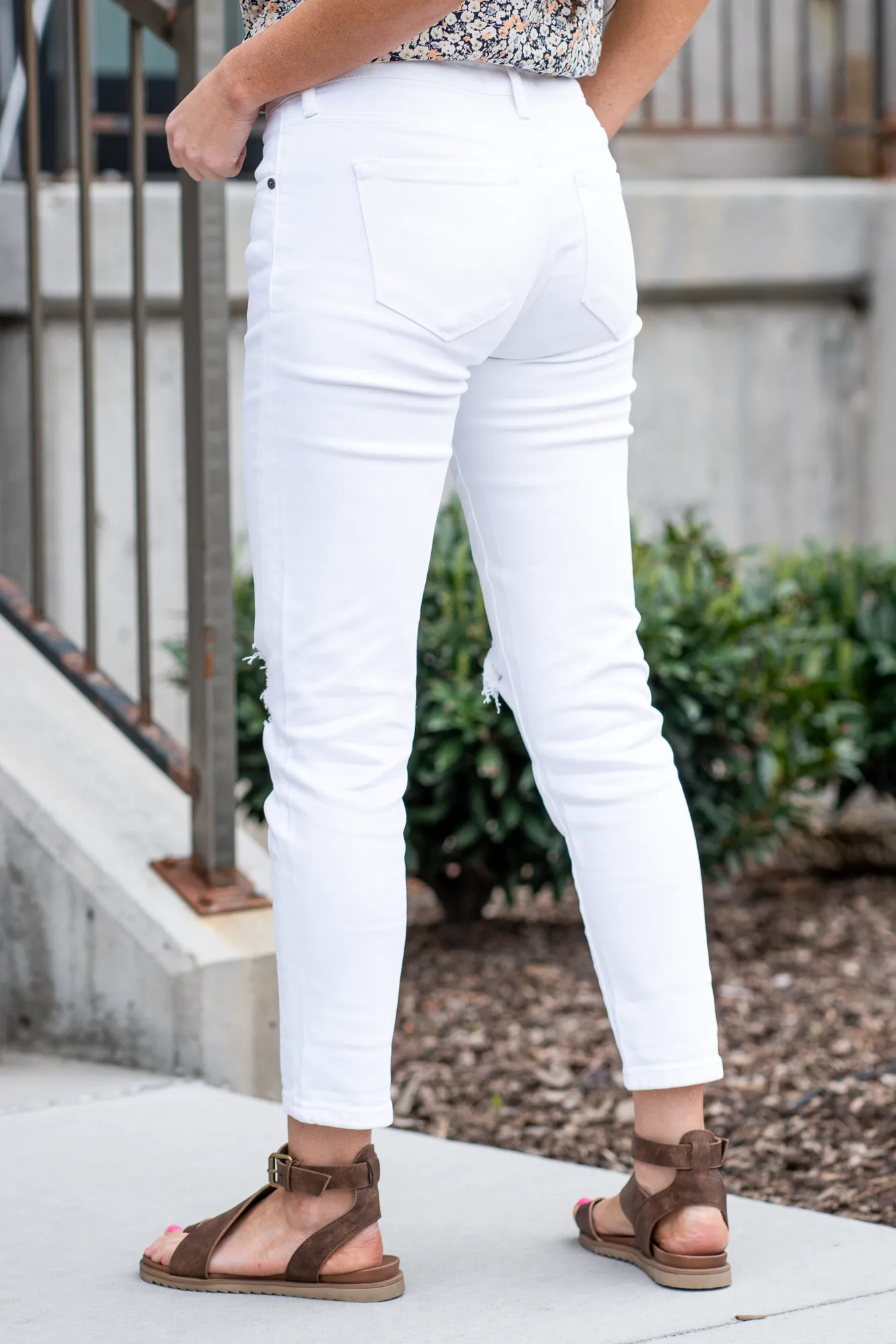 Cherie High Rise Mom Fit