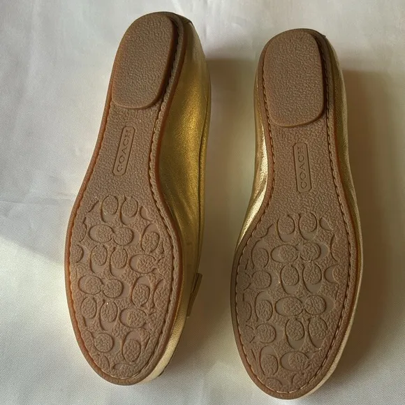 Coach Olson Metallic Shoes Gold Big Kids Size 5 1/2