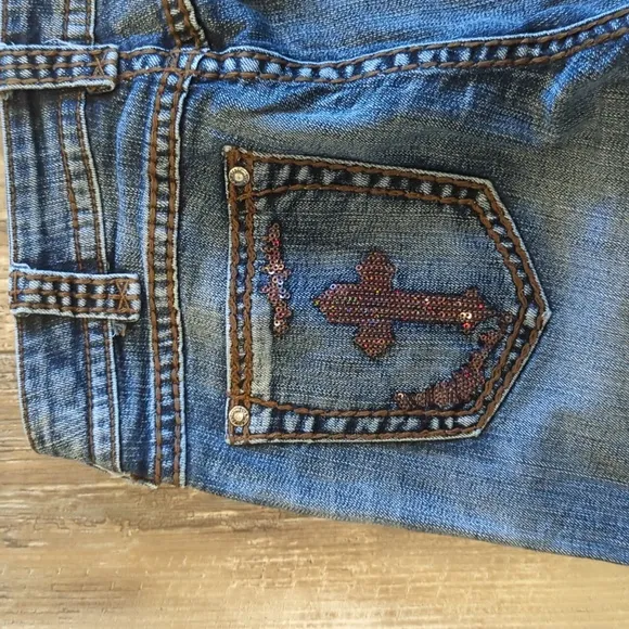 COWGIRL TUFF &quot;Crosses Shimmer&quot; 🤎 bootcut horseback riding jeans sz 27x35L TALL