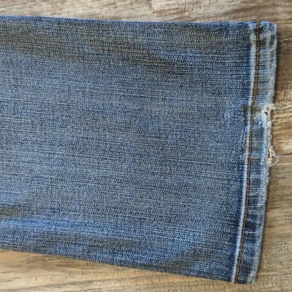 COWGIRL TUFF &quot;Crosses Shimmer&quot; 🤎 bootcut horseback riding jeans sz 27x35L TALL