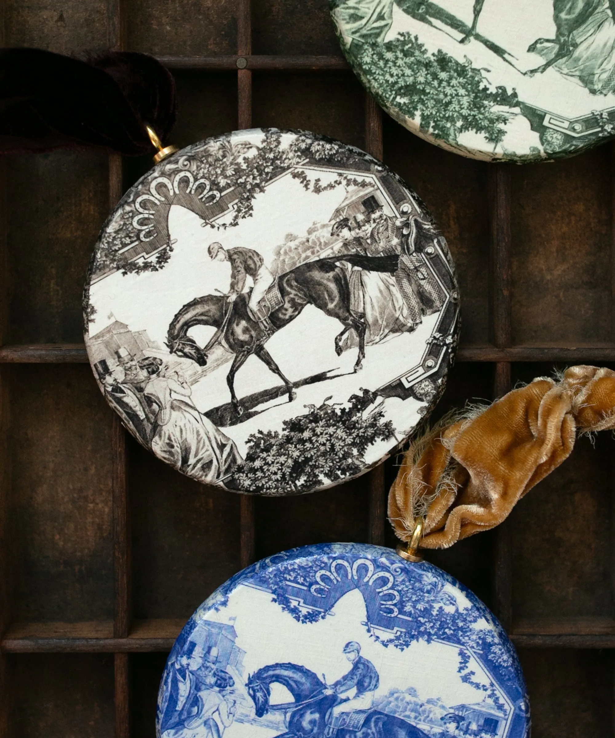 Equestrian Toile Ornament | Black