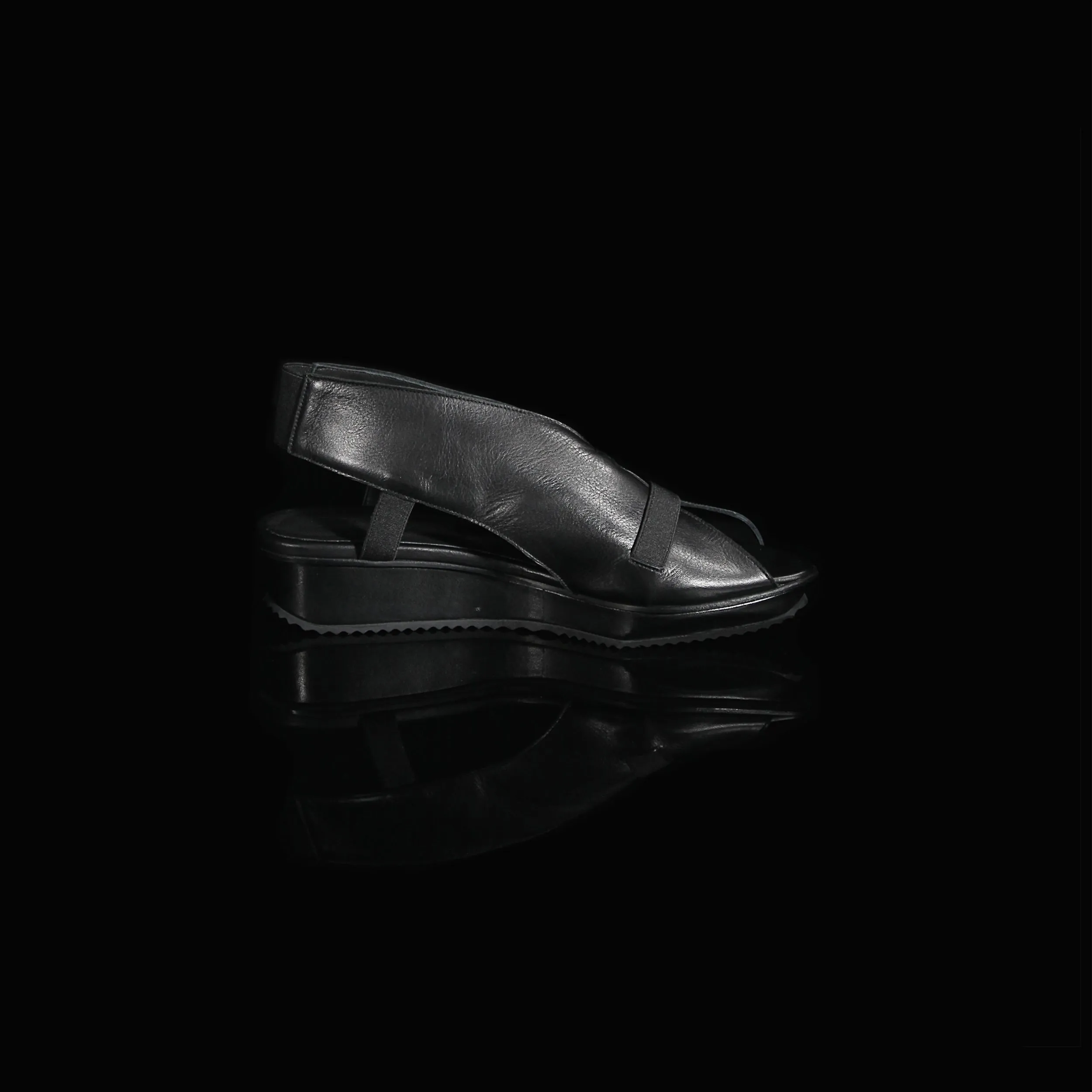 GLIDE / BLACK /