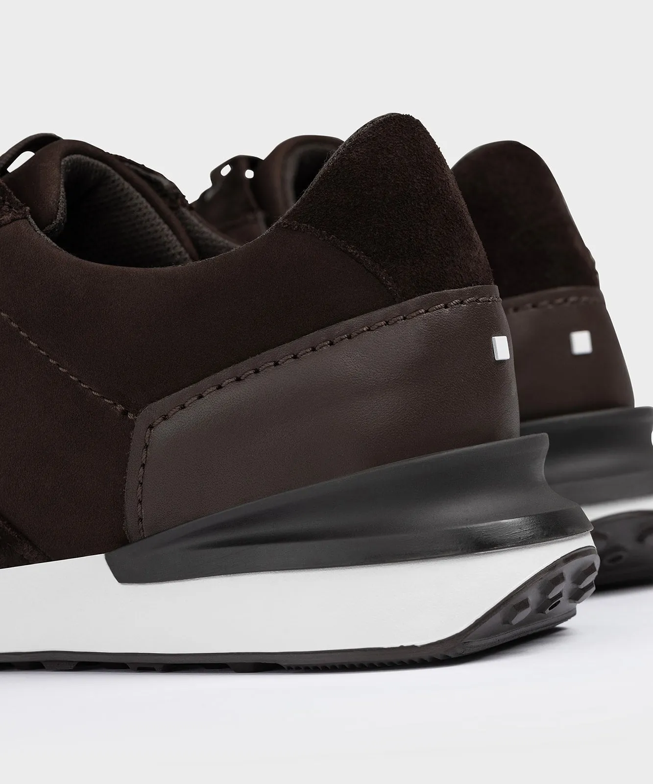 RS 02 Nubuck Chocolate