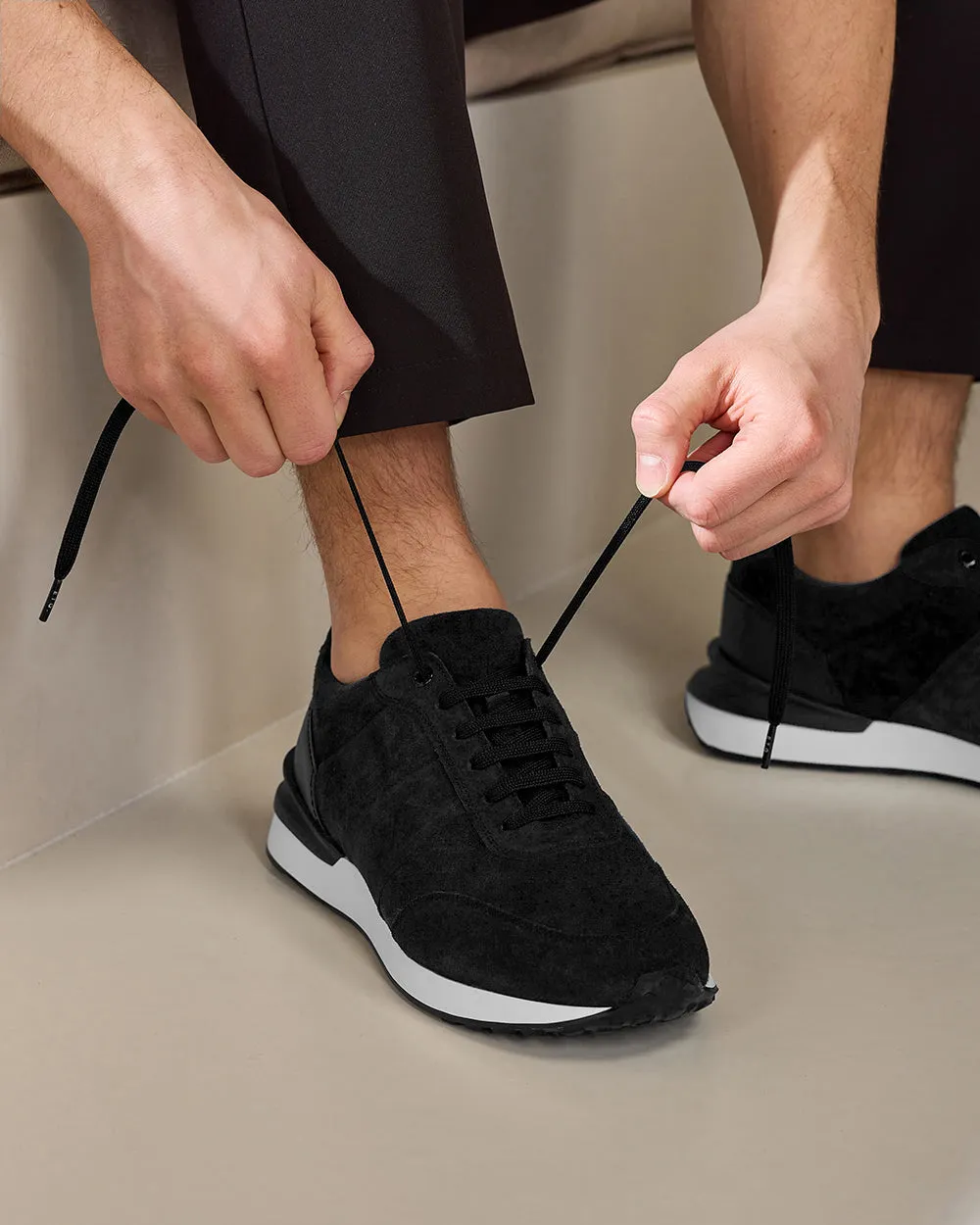 RS 02 Nubuck Jet Black