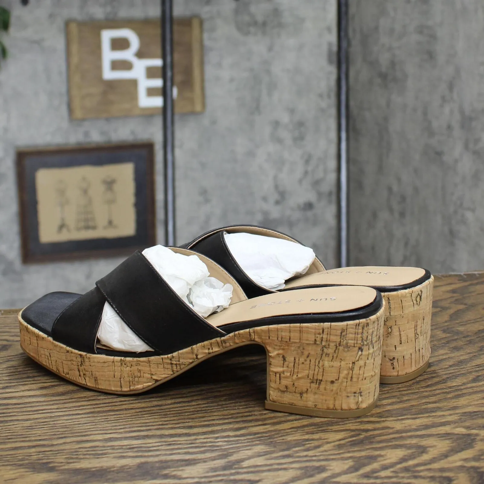Sun   Stone Womens Giigi Crisscross Wedge Sandals 10014732800 Black 9M