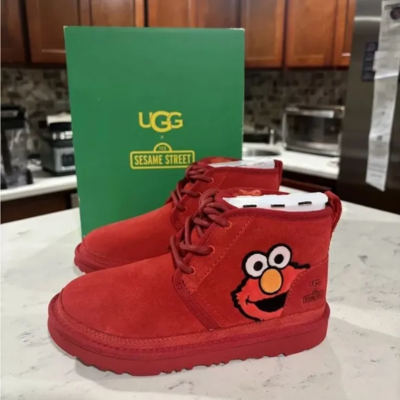 UGG X SESAME STREET Elmo Neumel RedLittle Kids Boots 1-3Y Preschool Size