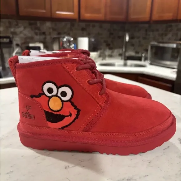 UGG X SESAME STREET Elmo Neumel RedLittle Kids Boots 1-3Y Preschool Size