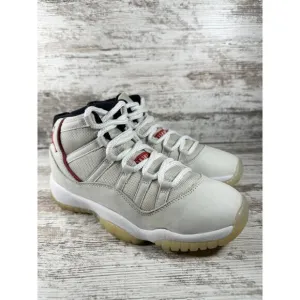 Youth Nike Air Jordan 11 Retro (GS) 'Platinum Tint' White Sneakers Sz 5Y