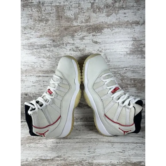 Youth Nike Air Jordan 11 Retro (GS) 'Platinum Tint' White Sneakers Sz 5Y