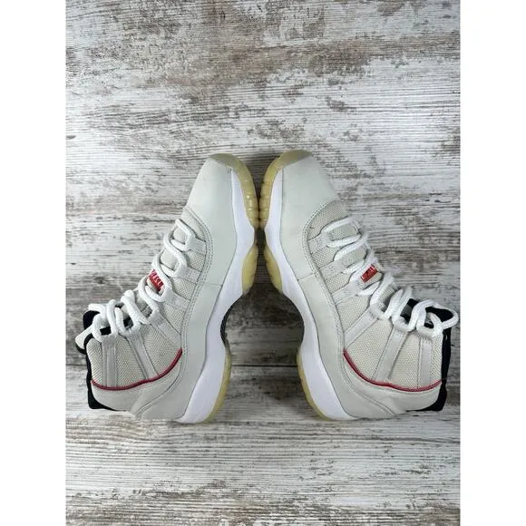 Youth Nike Air Jordan 11 Retro (GS) 'Platinum Tint' White Sneakers Sz 5Y