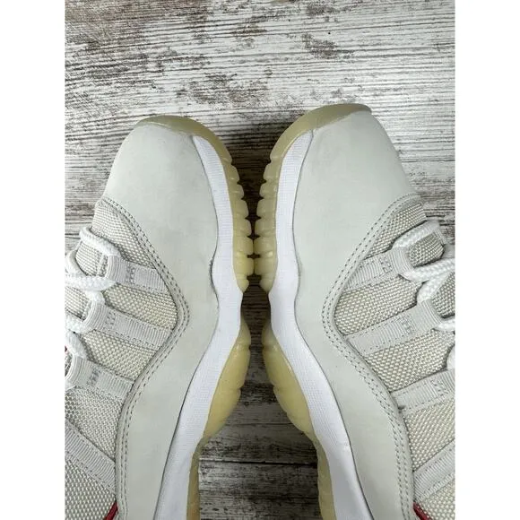 Youth Nike Air Jordan 11 Retro (GS) 'Platinum Tint' White Sneakers Sz 5Y